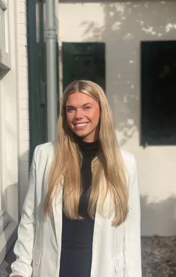 Nikki van der Valk